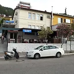 Hostel Pinara & *