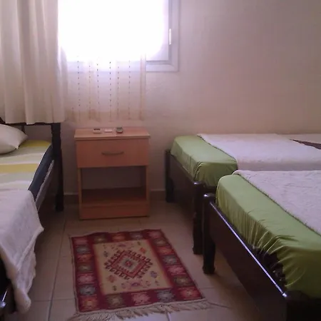 Pinara & * フェティエ