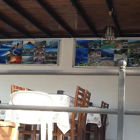 Pinara & ホステル フェティエ