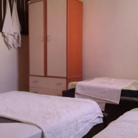 Pinara & * フェティエ