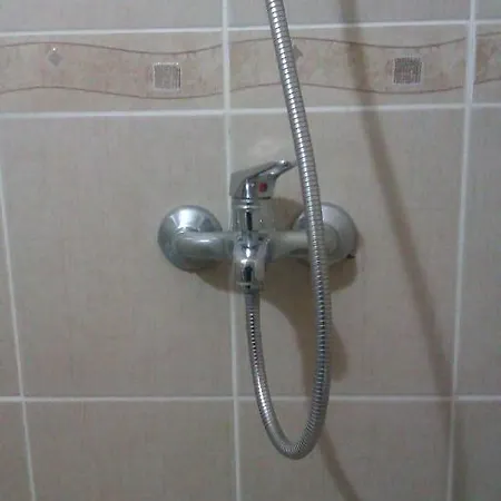 피나라 앤 호스텔 페티예